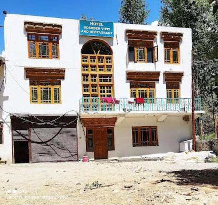 Hotel Border View Kargil Ngoại thất bức ảnh
